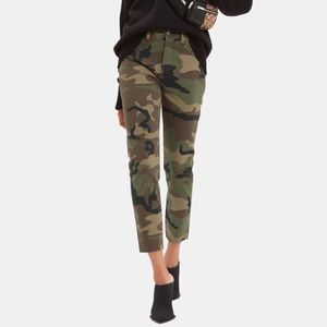Re/Done Stovepipe Camo pant NWOT